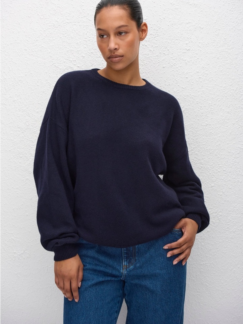 Matteau Cashmere Crew Sweater — Navy